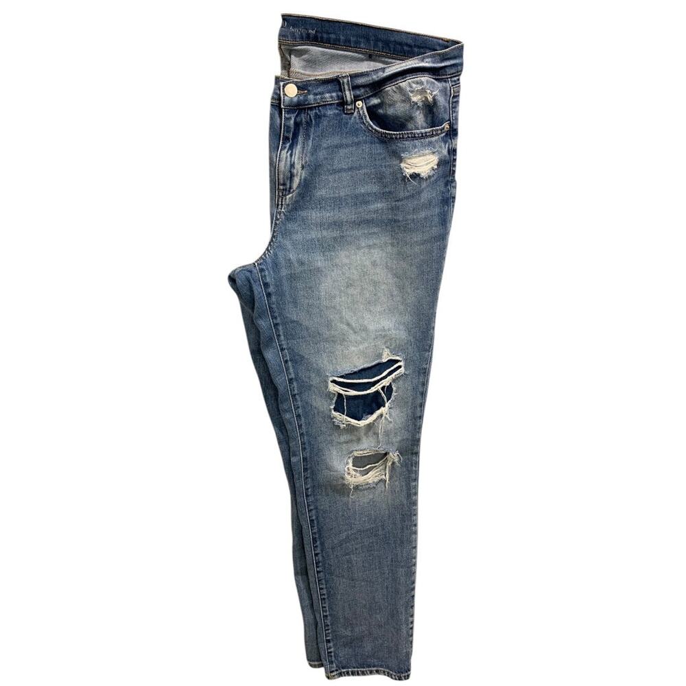 Size 14 NY&Co Womens Soho Boyfriend Jeans Stretched Distressed Tapered